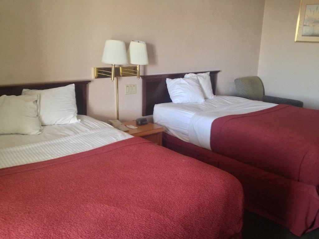 Rodeway Inn & Suites เดนเวอร์ ภายนอก รูปภาพ