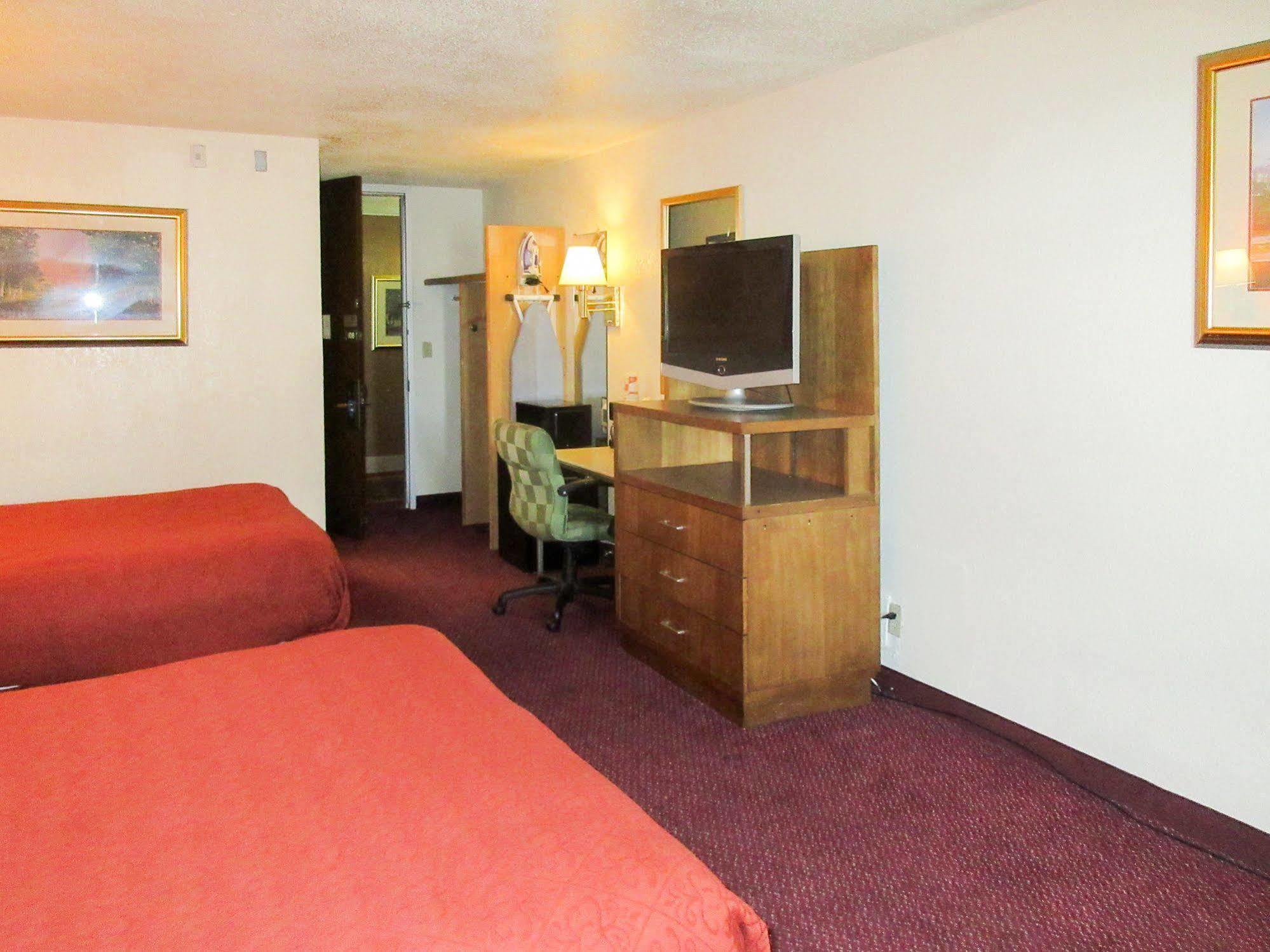Rodeway Inn & Suites เดนเวอร์ ภายนอก รูปภาพ