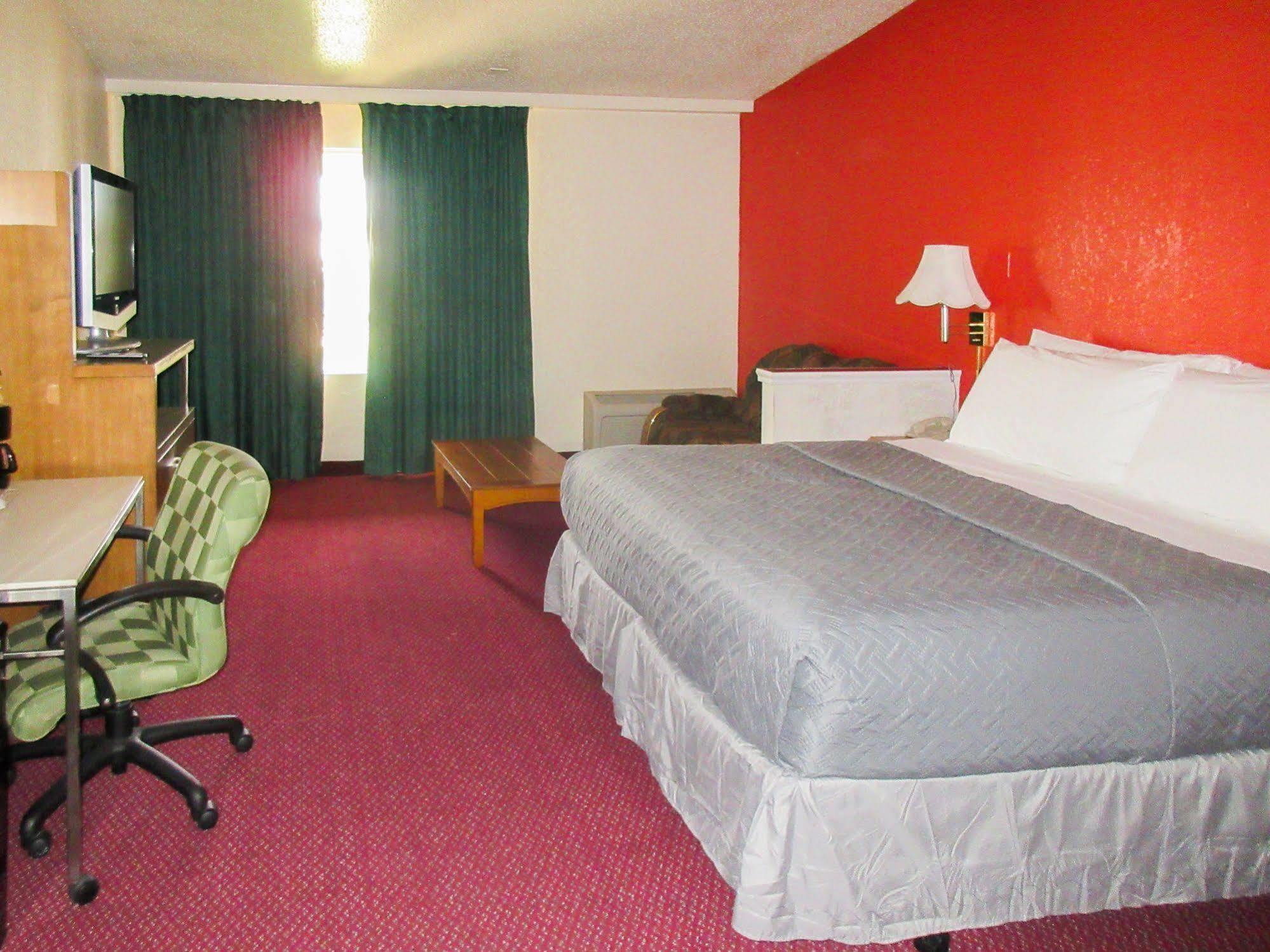 Rodeway Inn & Suites เดนเวอร์ ภายนอก รูปภาพ